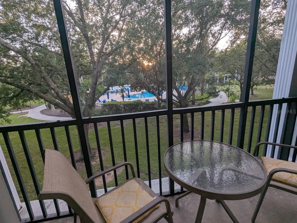 Condominium at 510 RUM RUN #510, DAVENPORT, photo 10 of 18