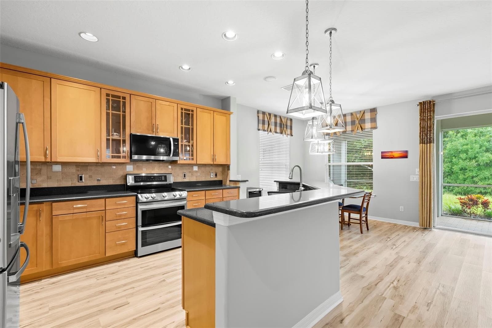 Kitchen - 11201 GREEN PARK CIR, TAMPA