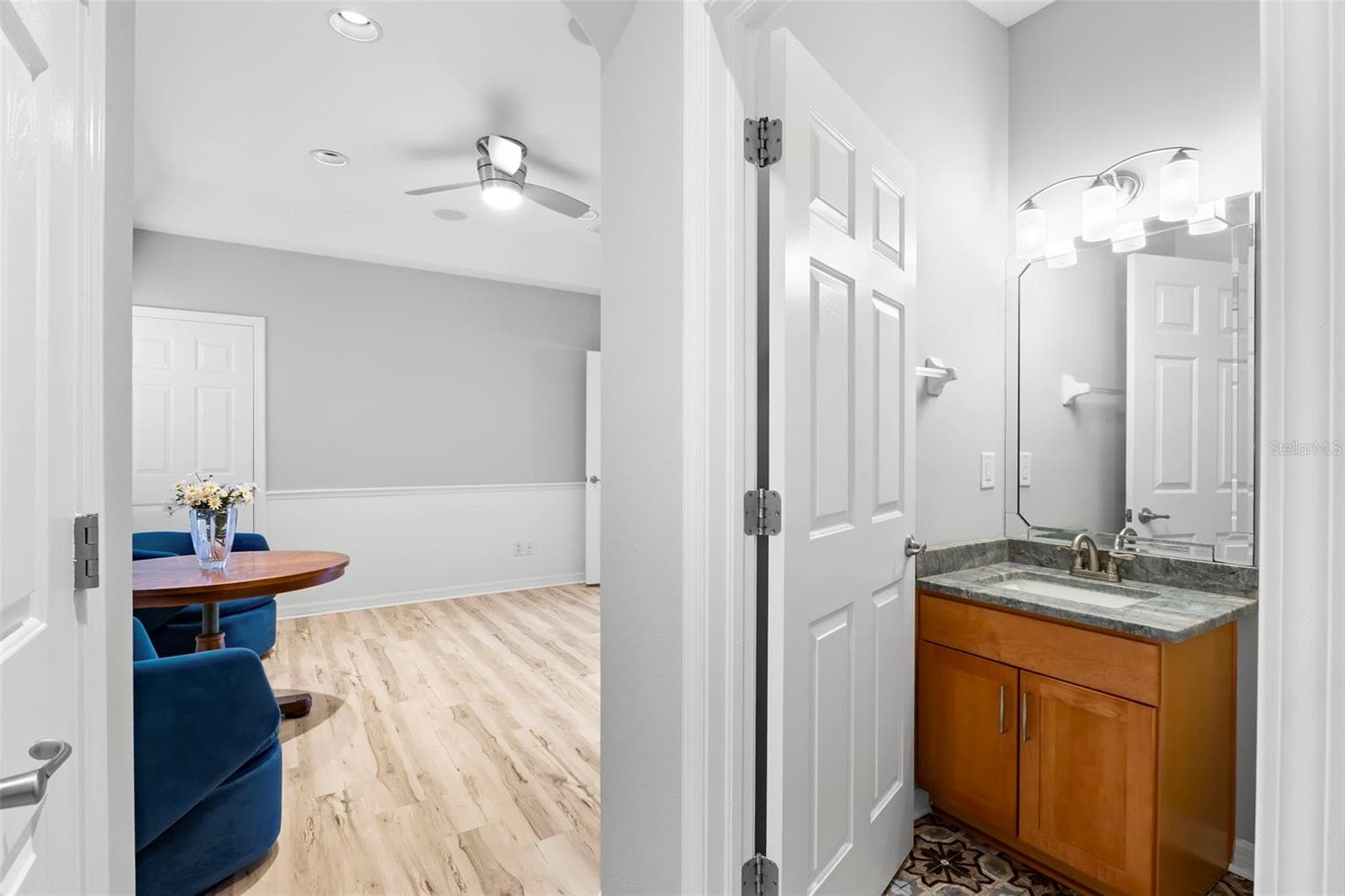Downstairs Half Bath - 11201 GREEN PARK CIR, TAMPA