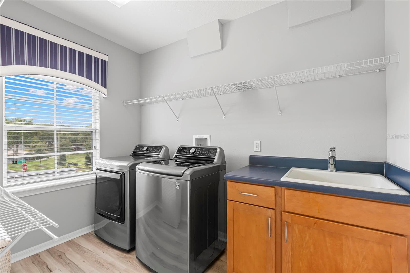 Laundry Room Upstairs - 11201 GREEN PARK CIR, TAMPA