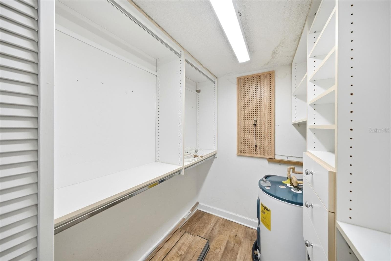 Condominium at 13604 S VILLAGE DR #2210, TAMPA, photo 17 of 28