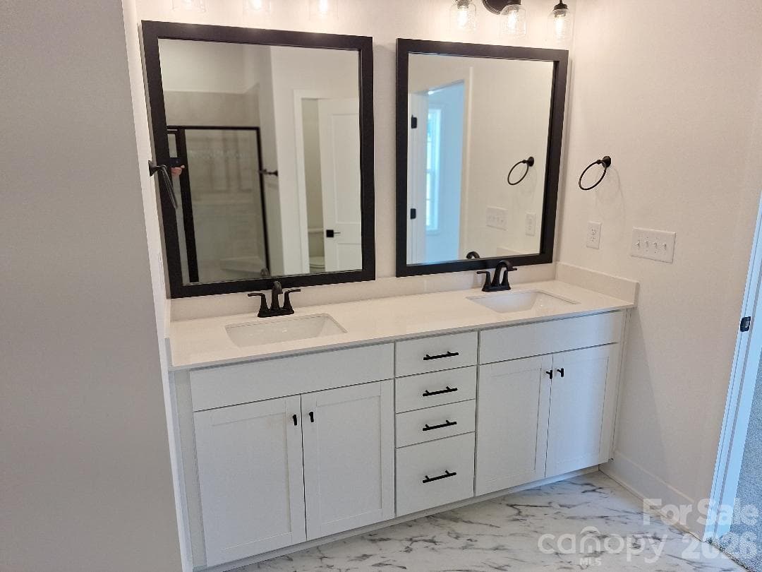 Primary Bathroom Vanily - 5122 Colchester Court, Catawba