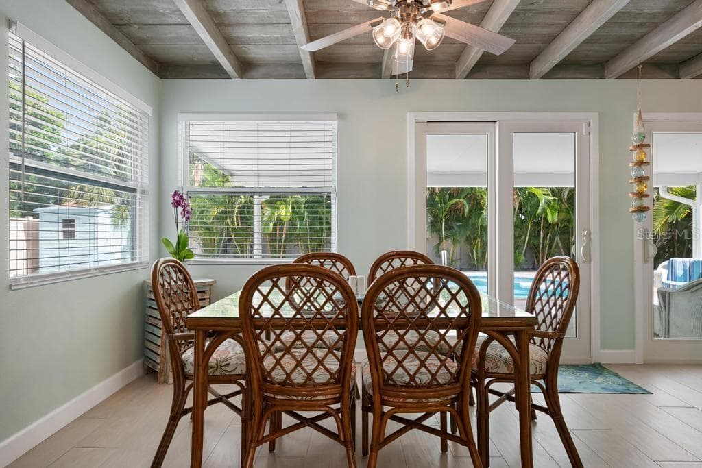 Single Family Residence at 406 BAY PALMS DR, HOLMES BEACH, photo 16 of 38