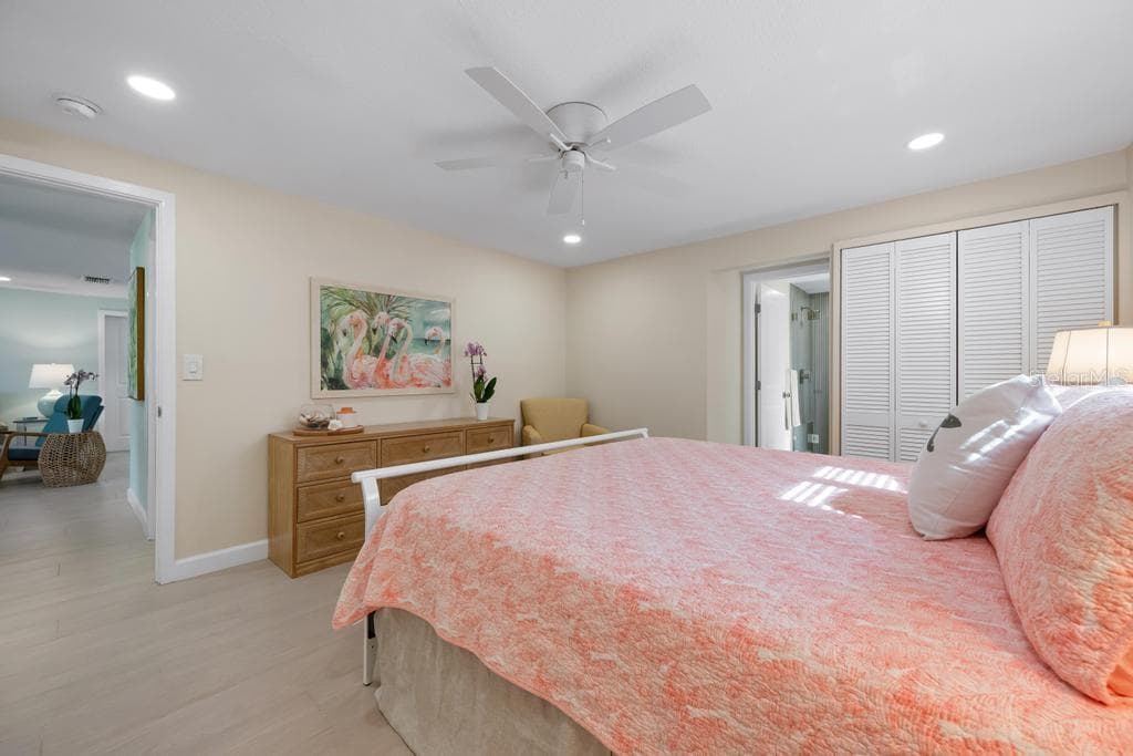Single Family Residence at 406 BAY PALMS DR, HOLMES BEACH, photo 22 of 38