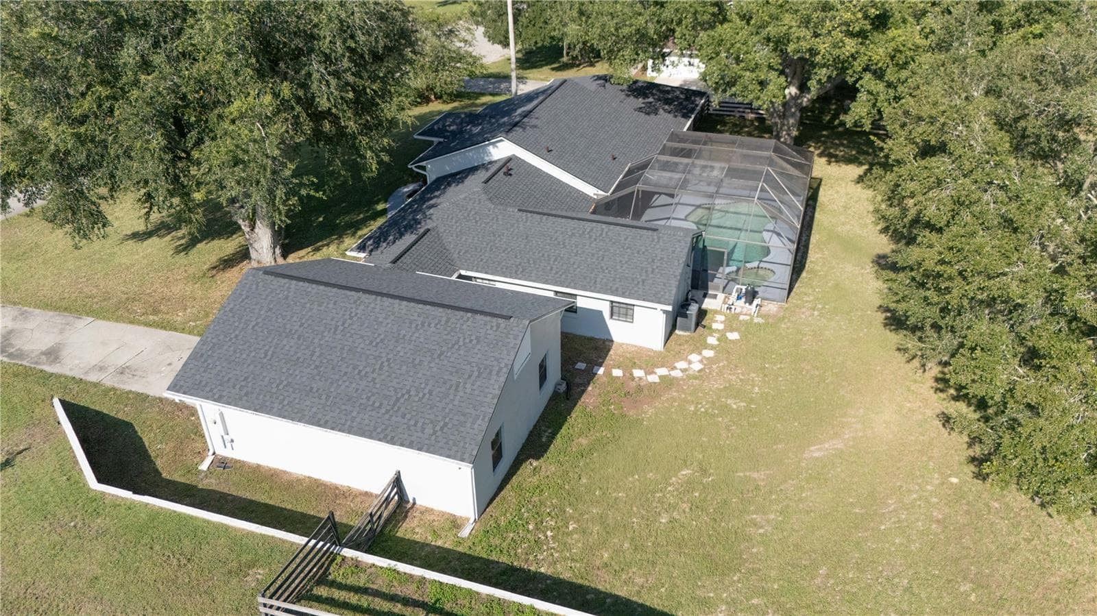 Single Family Residence at 3635 STEPHEN RD, LADY LAKE, photo 6 of 27