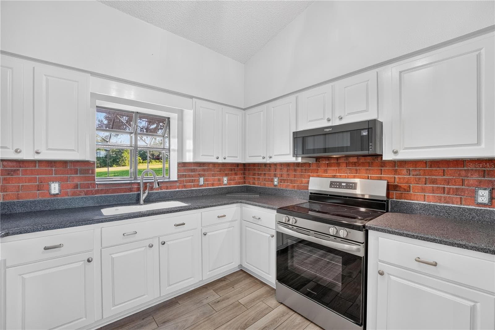 Single Family Residence at 3635 STEPHEN RD, LADY LAKE, photo 18 of 27