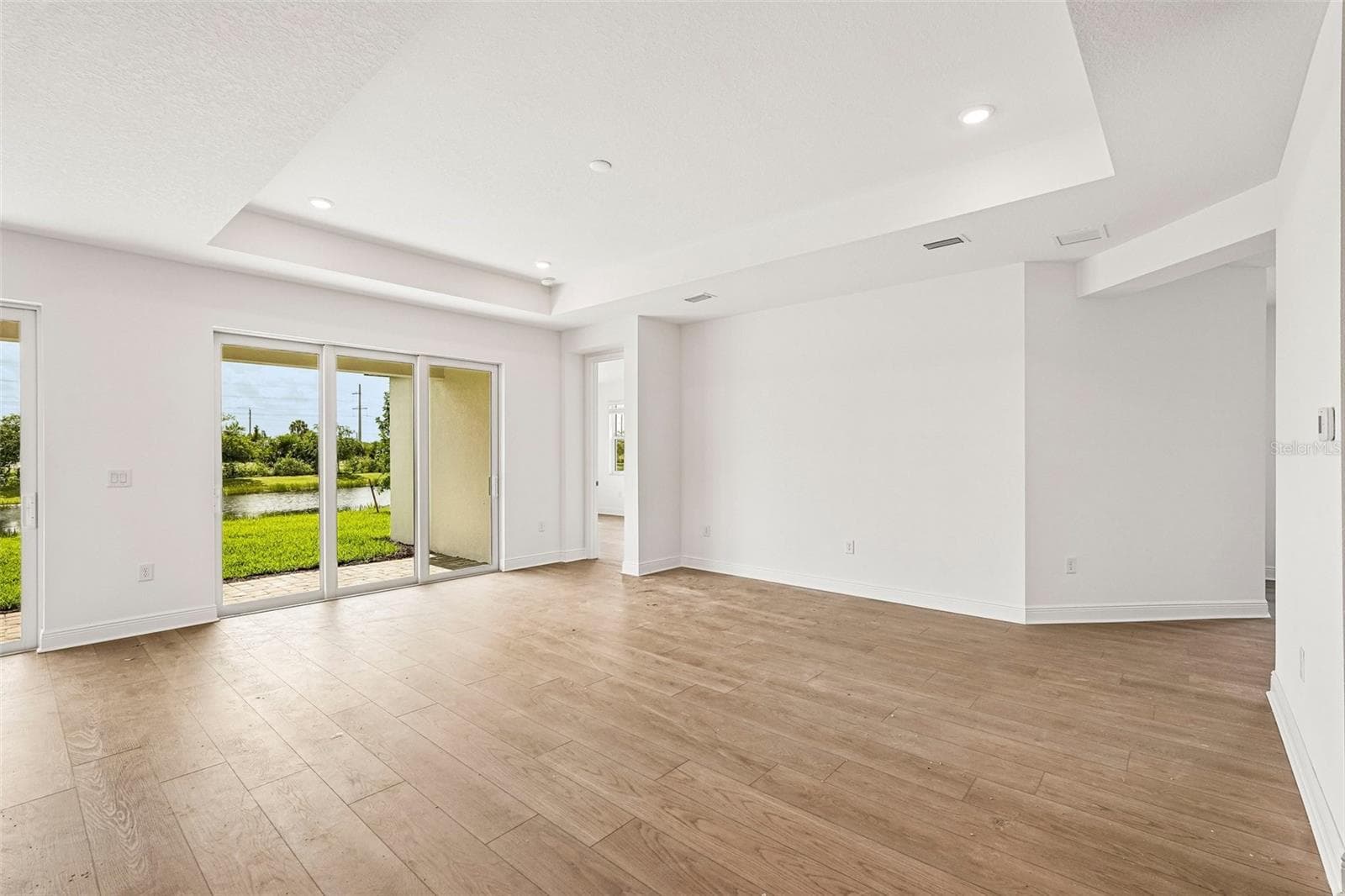 Single Family Residence at 136 VISTERA BLVD, NOKOMIS, photo 9 of 29