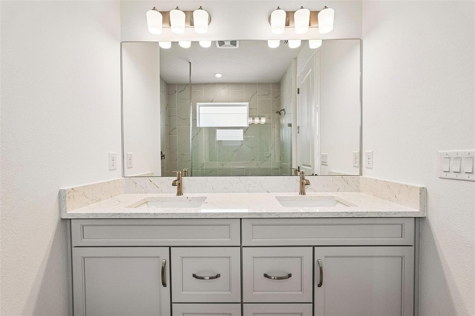 Single Family Residence at 136 VISTERA BLVD, NOKOMIS, photo 21 of 29