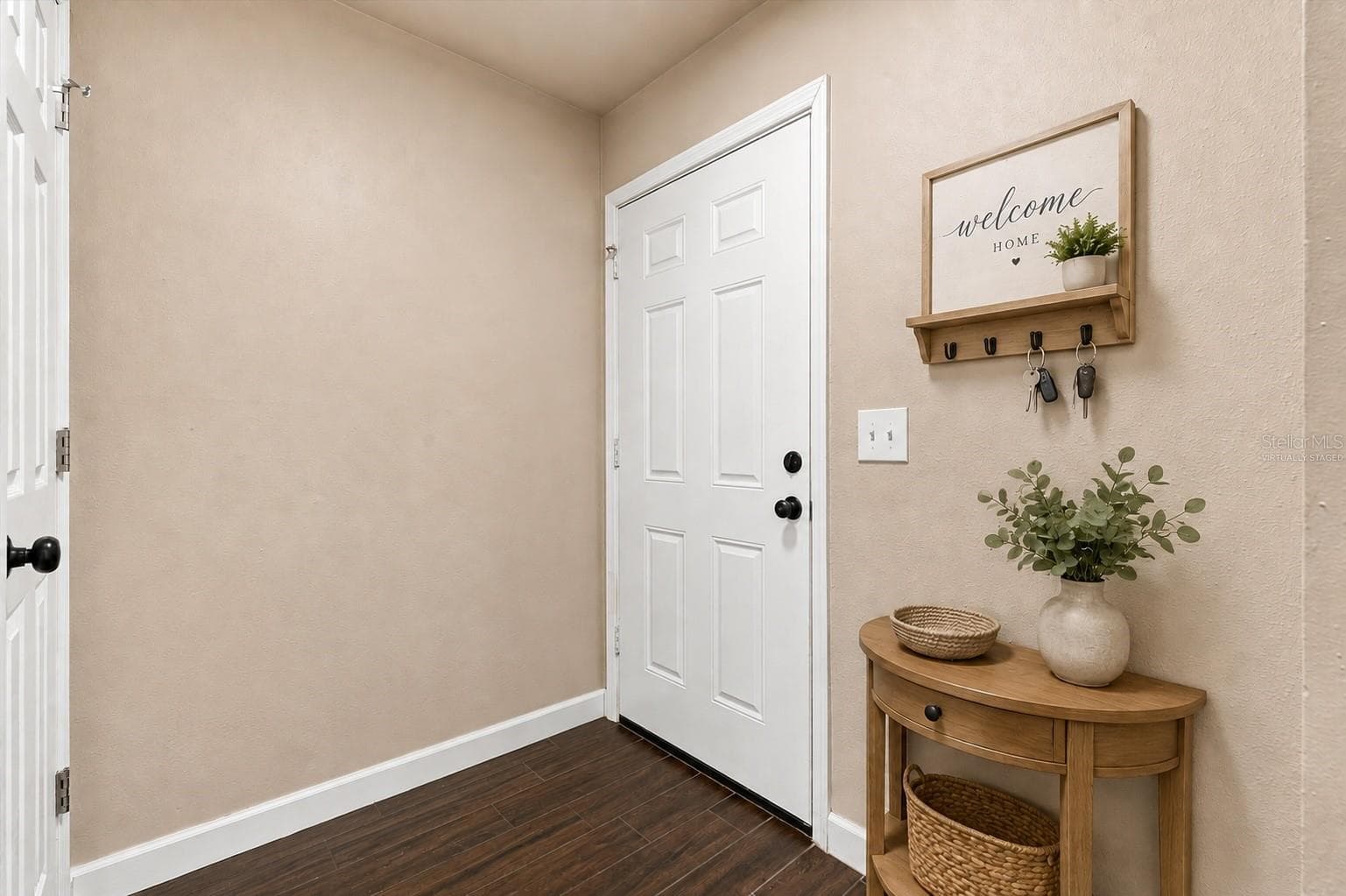 Front Door Entry - Virtually Staged - 3324 LAUREL VIEW DR, BRANDON
