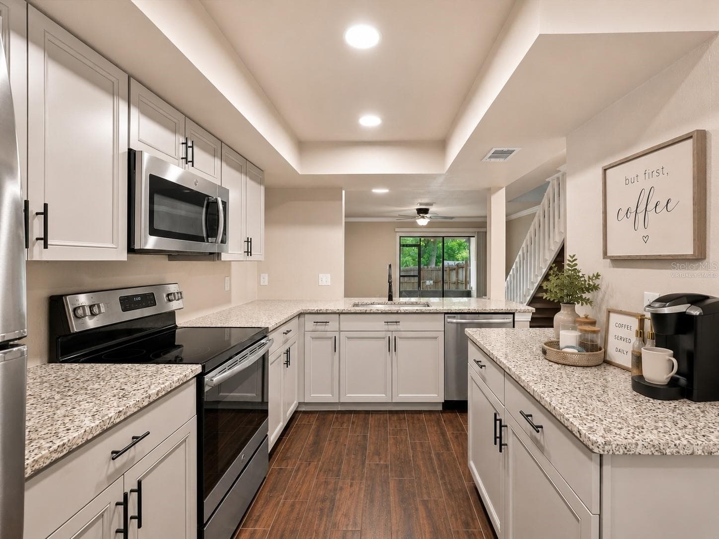 Updated Kitchen with Coffee Bar Potential! Virtually Staged - 3324 LAUREL VIEW DR, BRANDON
