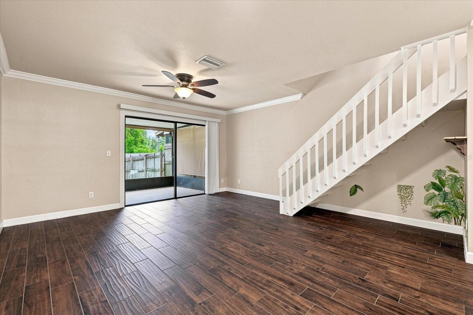 Under the Stairs Nook Perfect for Pets or Littles - 3324 LAUREL VIEW DR, BRANDON