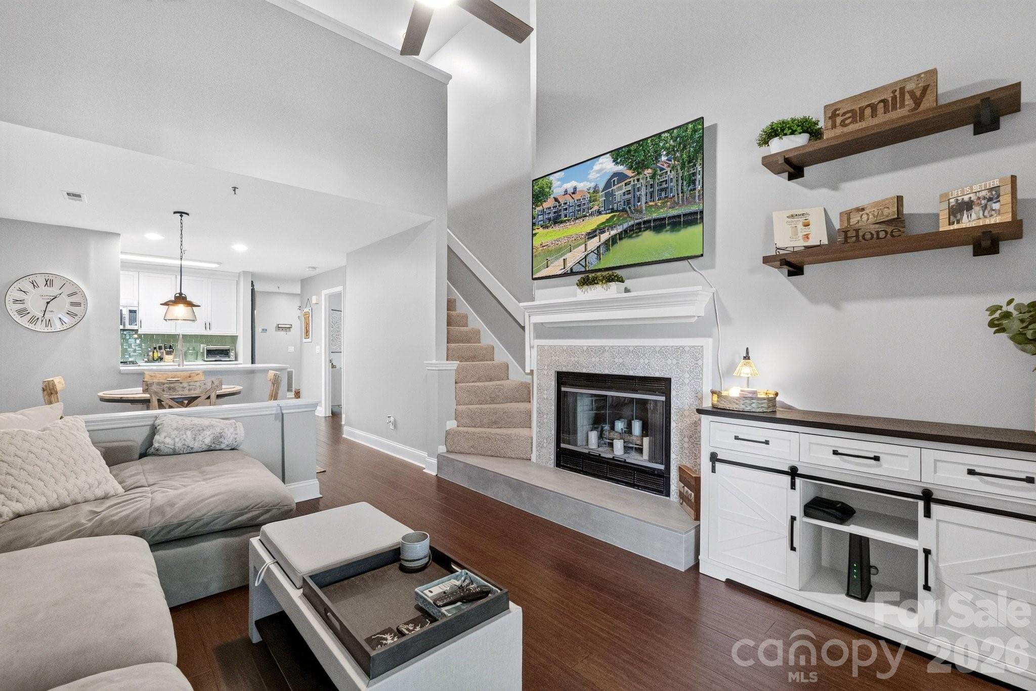 Condominium at 712 Southwest Drive, Davidson, photo 13 of 42
