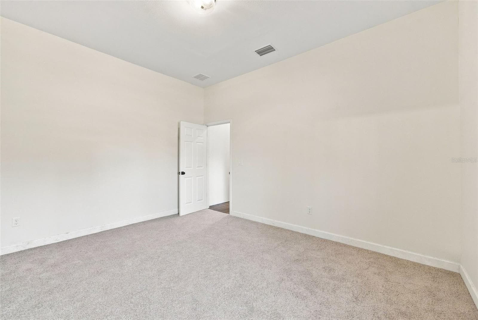 Single Family Residence at 3470 SW 176TH ST, OCALA, photo 8 of 52