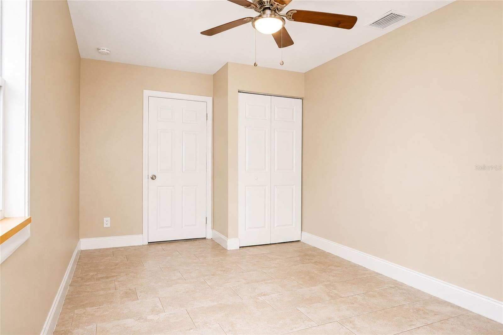 Single Family Residence at 9412 N ELMER ST, TAMPA, photo 24 of 25
