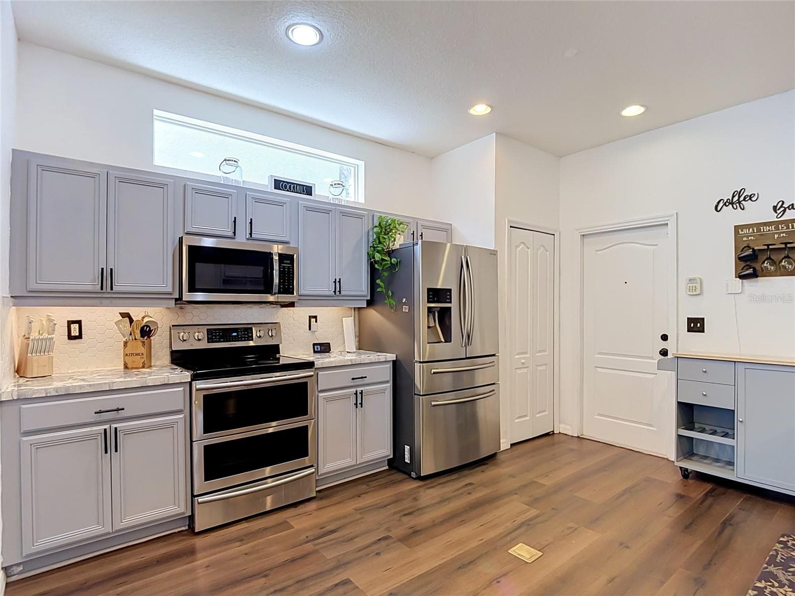 Single Family Residence at 5014 BRIDGEWAY LN, LUTZ, photo 17 of 41