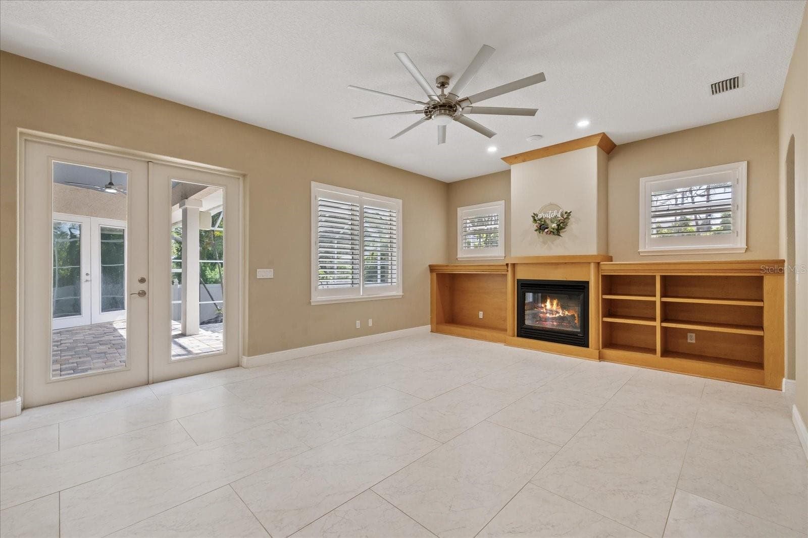 Single Family Residence at 2706 SKIMMER POINT DR S, GULFPORT, photo 47 of 69
