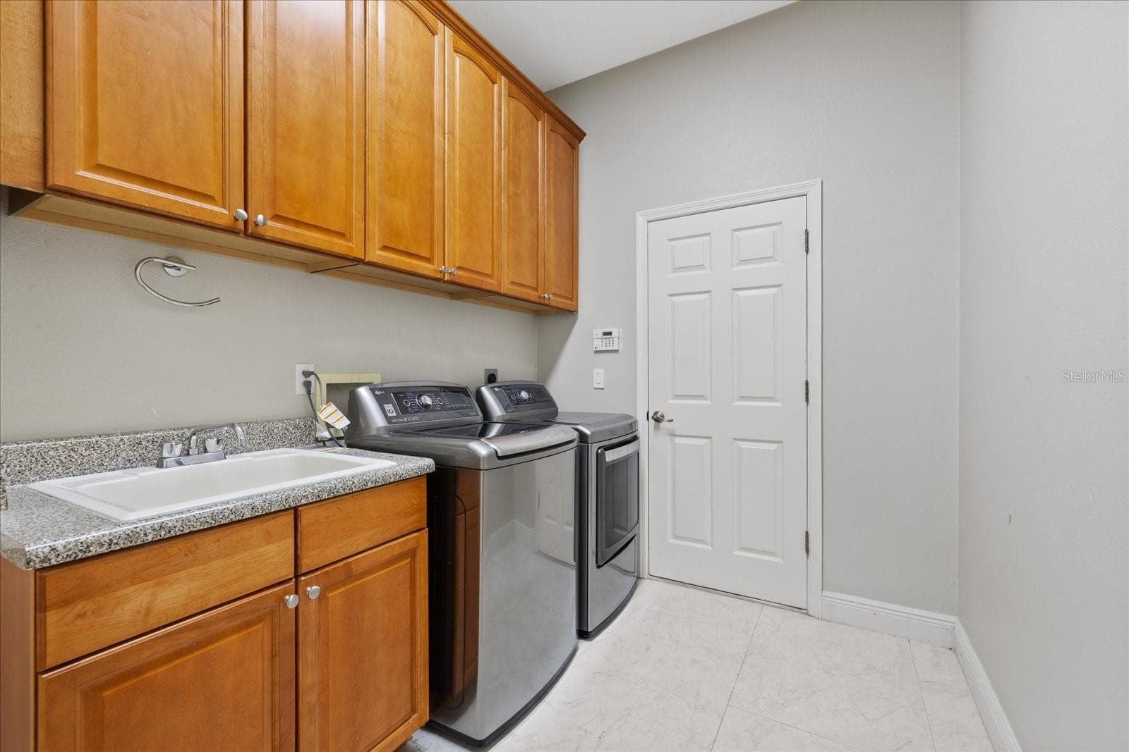 Single Family Residence at 2706 SKIMMER POINT DR S, GULFPORT, photo 52 of 69