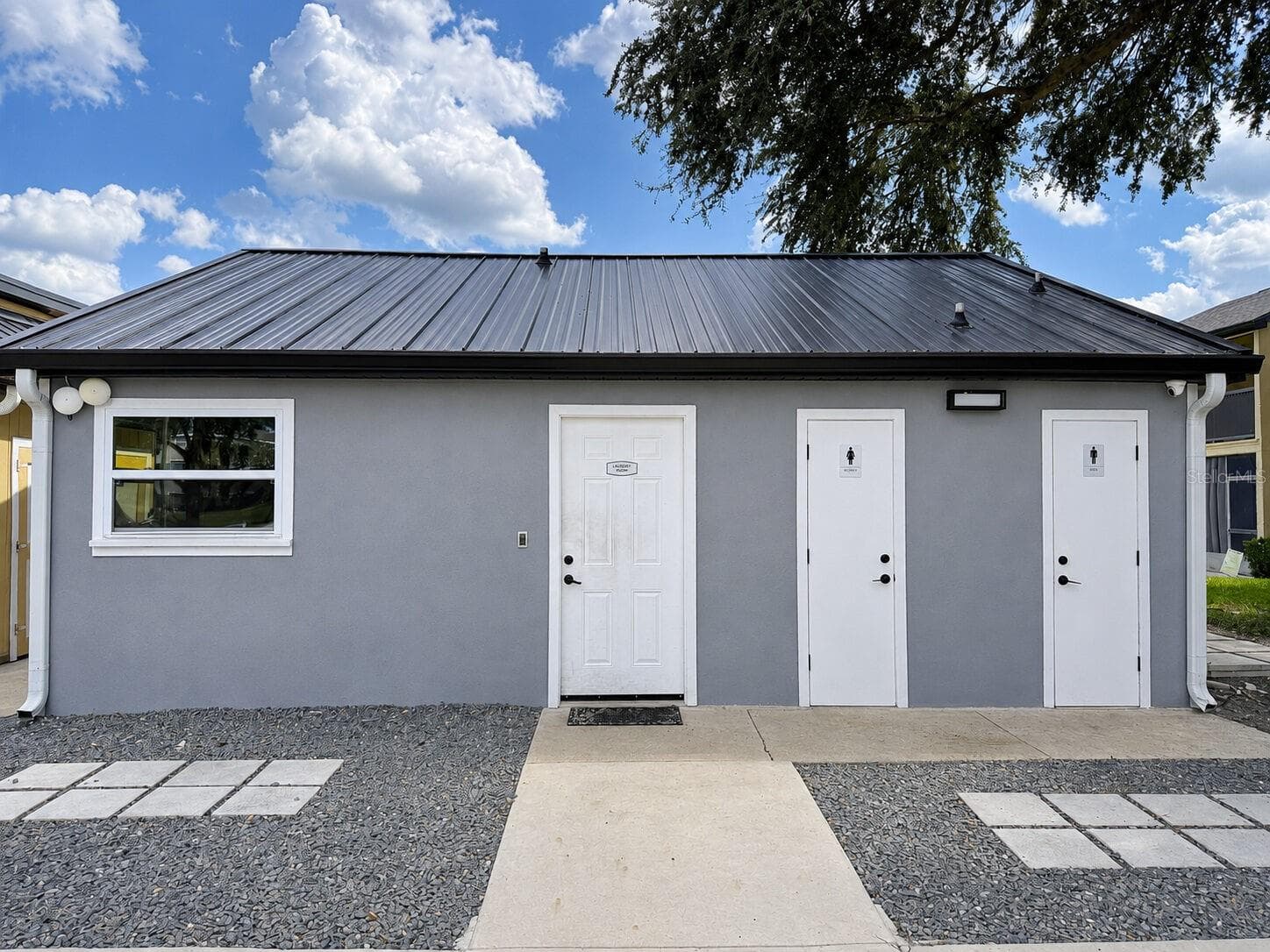 Laundry Room - 914 LAKE DESTINY RD #F, ALTAMONTE SPRINGS