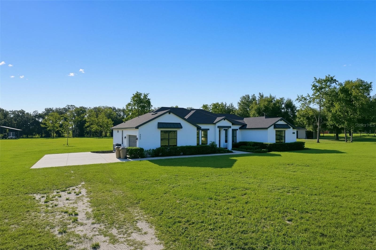 Single Family Residence at 4650 LAKE PICKETT DR, GROVELAND, photo 3 of 41