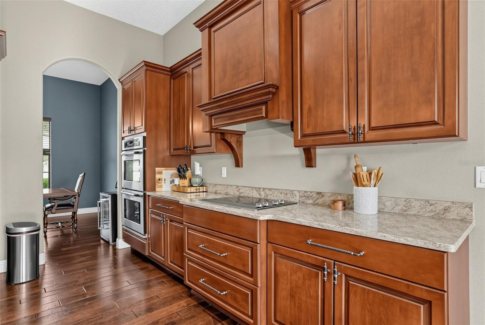 Single Family Residence at 4650 LAKE PICKETT DR, GROVELAND, photo 13 of 41