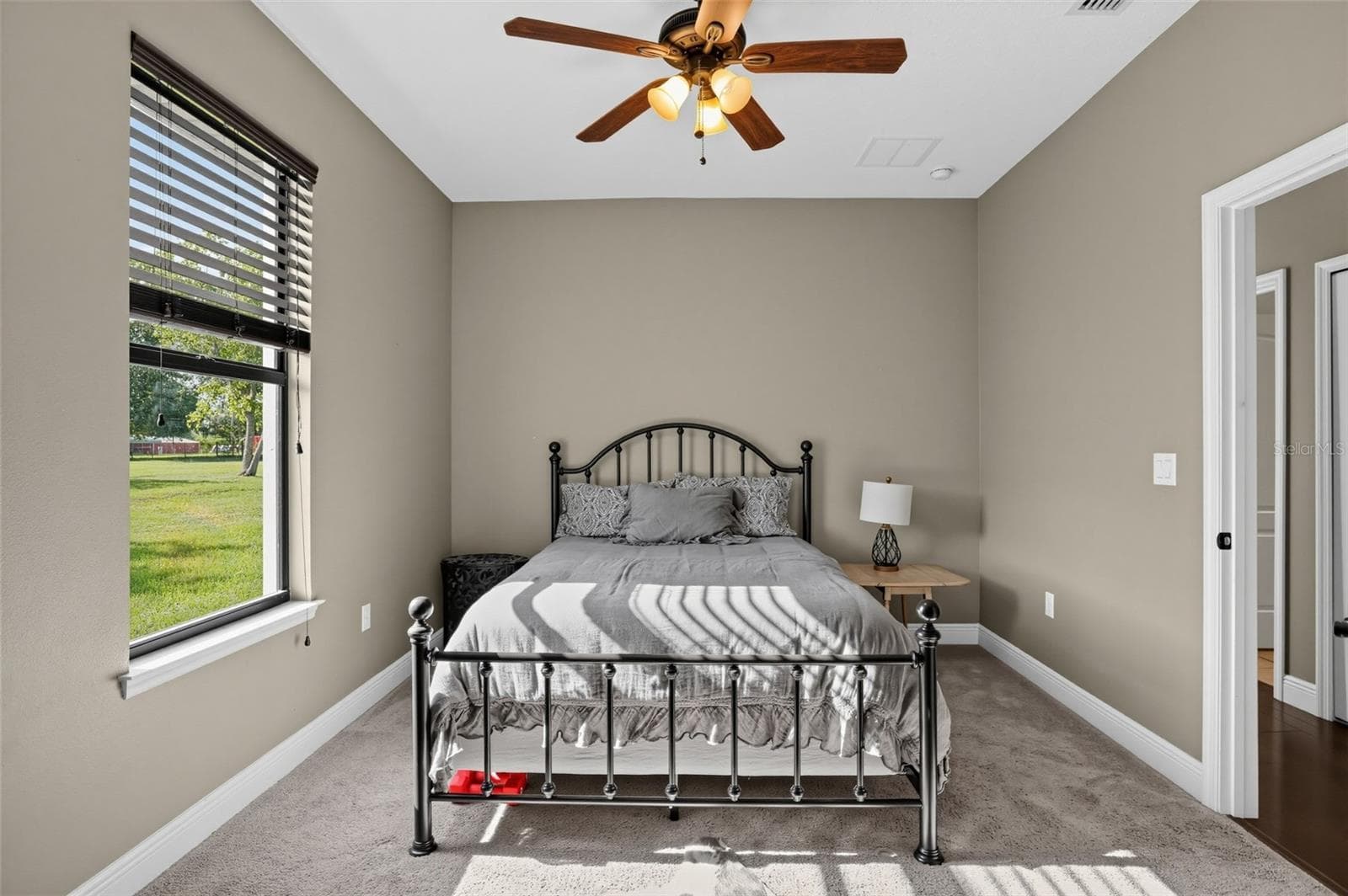 Single Family Residence at 4650 LAKE PICKETT DR, GROVELAND, photo 17 of 41