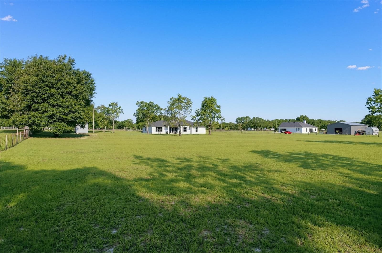 Single Family Residence at 4650 LAKE PICKETT DR, GROVELAND, photo 32 of 41