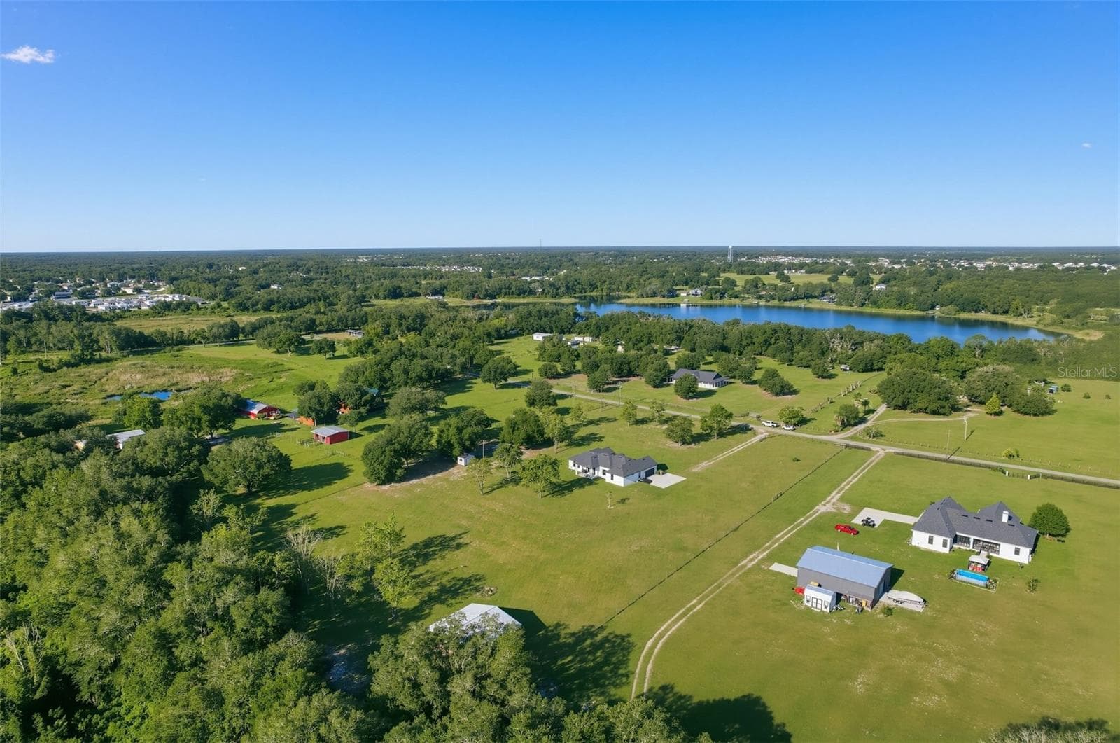 Single Family Residence at 4650 LAKE PICKETT DR, GROVELAND, photo 35 of 41