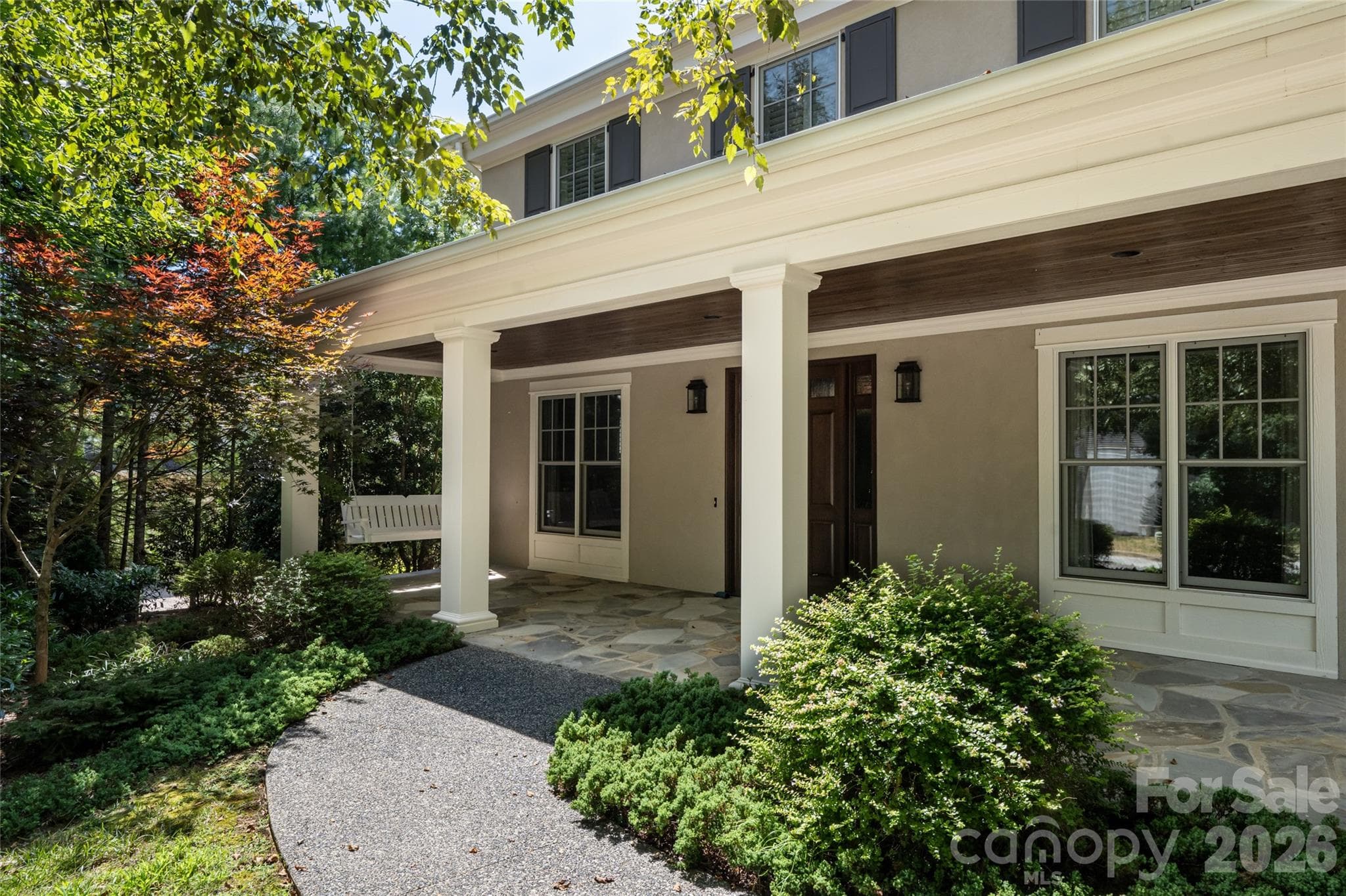 Incredible front porch - Asheville