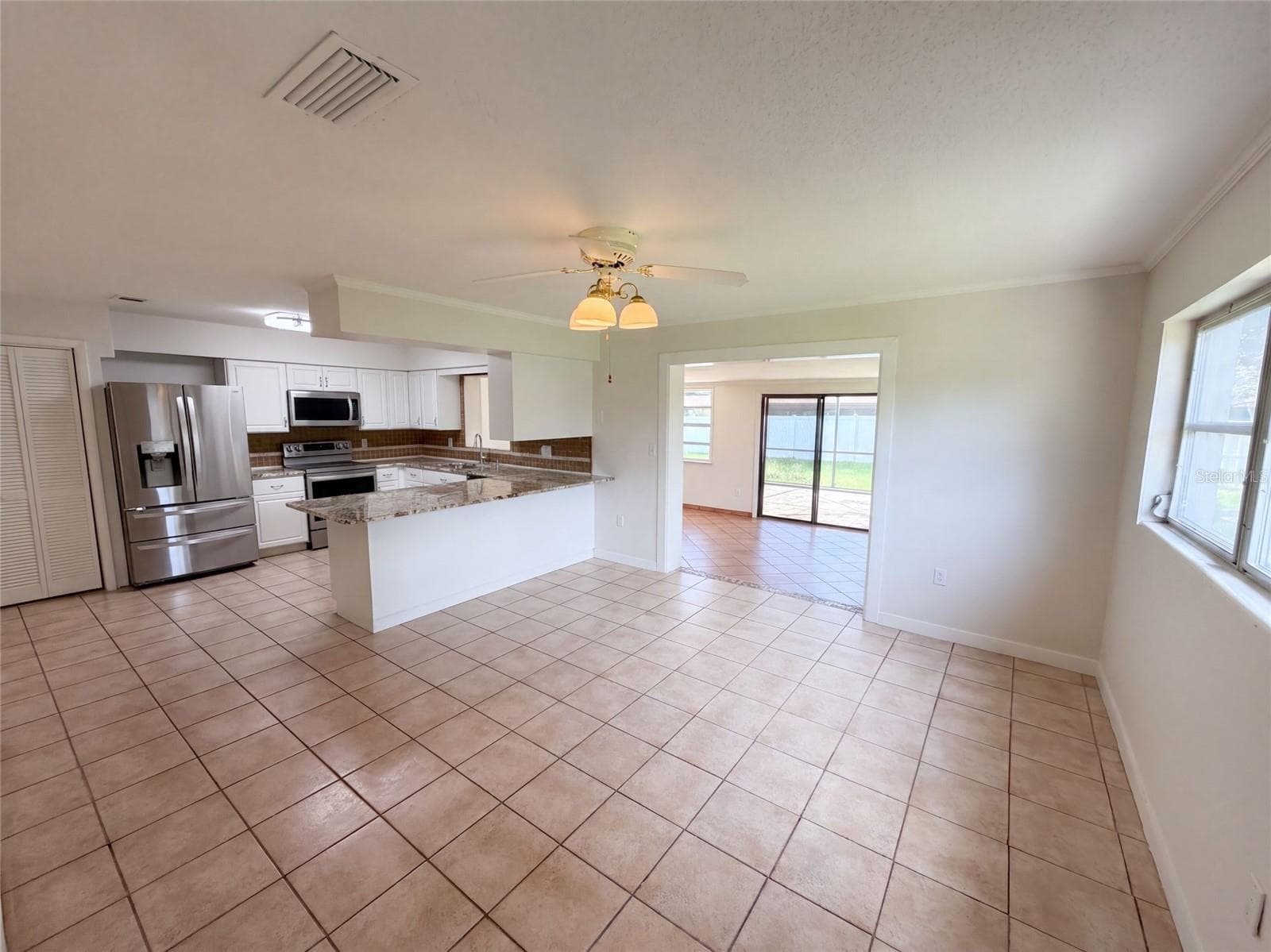 Single Family Residence at 2617 S FAIRWAY DR, MELBOURNE, photo 6 of 29