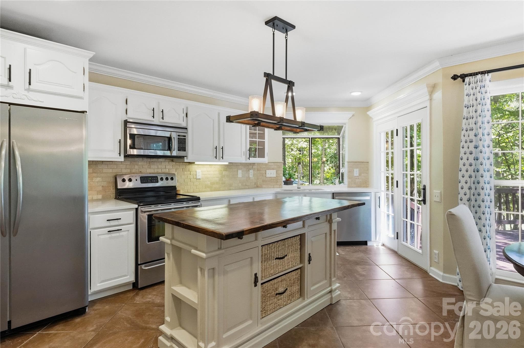 Single Family Residence at 2505 Mountain Folk Lane, Waxhaw, photo 18 of 48