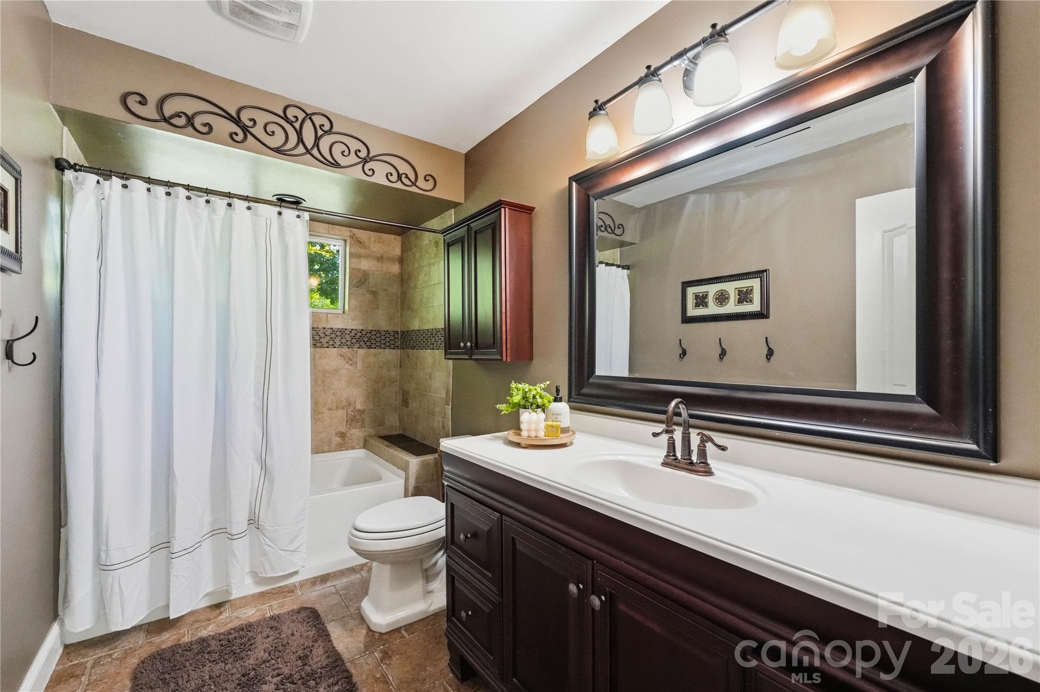 Single Family Residence at 2505 Mountain Folk Lane, Waxhaw, photo 45 of 48