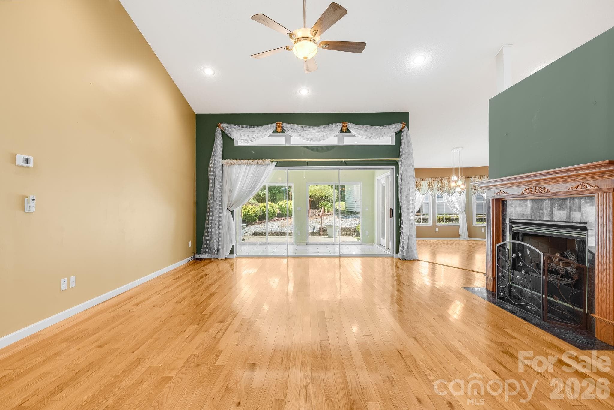 Single Family Residence at 225 Arbor Lane, Hendersonville, photo 9 of 43