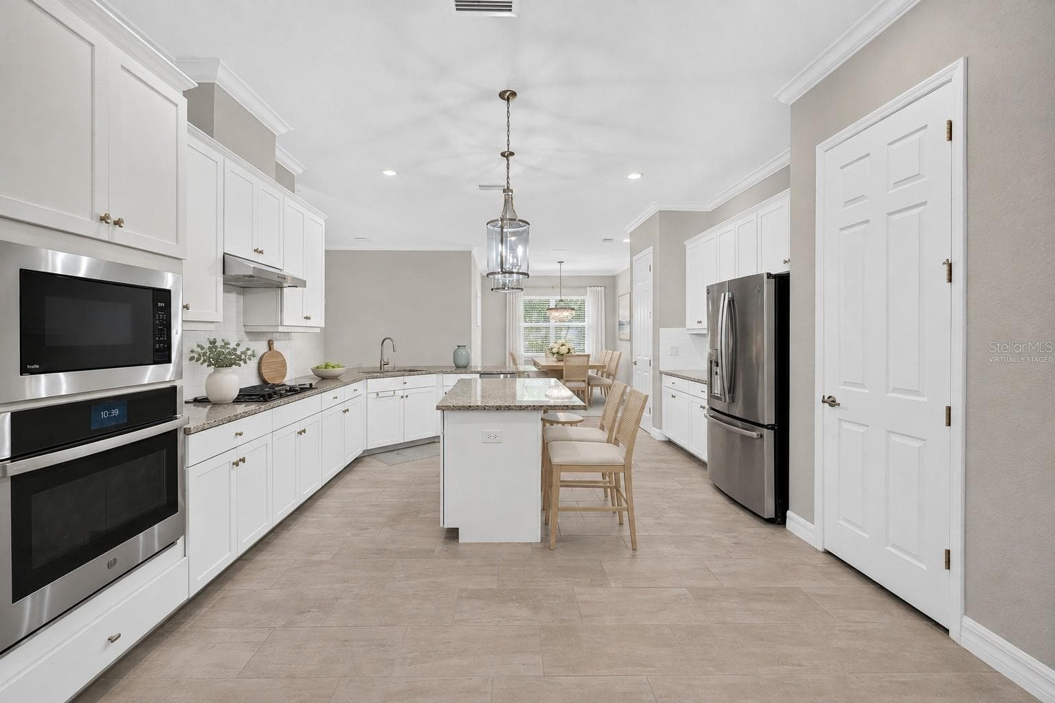 Virtually Staged Kitchen - 11825 PERENNIAL PL, BRADENTON
