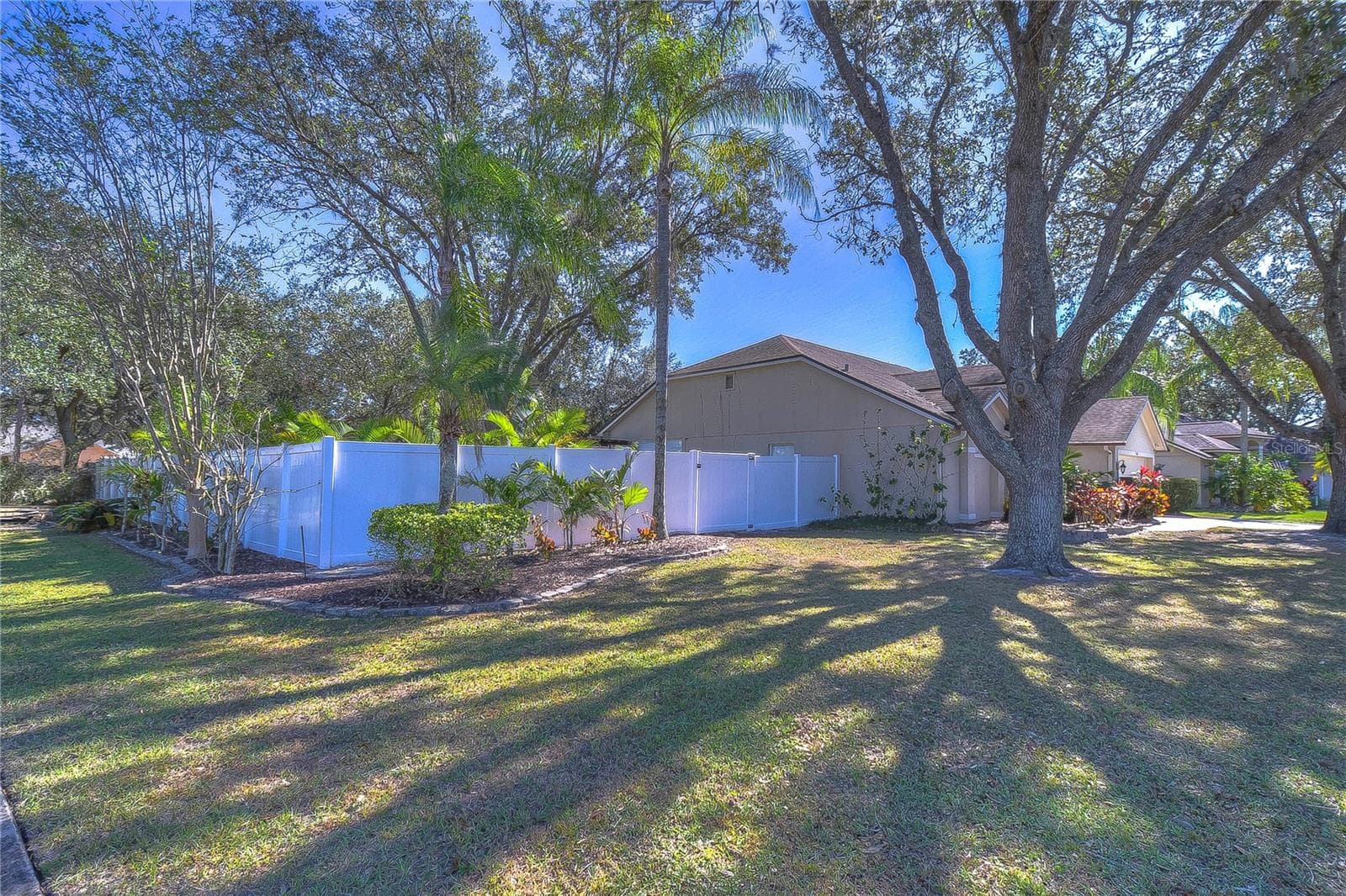 Single Family Residence at 9502 SUNNYOAK DR, RIVERVIEW, photo 23 of 42