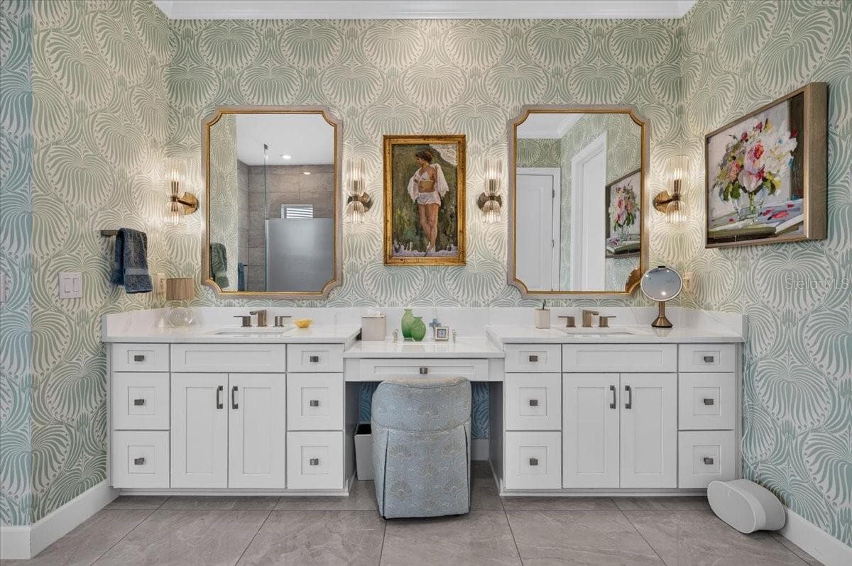 More Stunning!! - 10168 SILENT NIGHT LN, SARASOTA