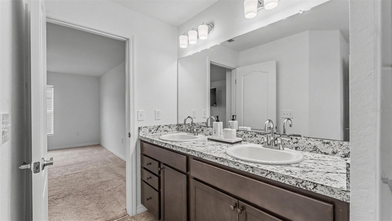 Primary Bathroom - 2048 WINDING RIVER CV, BARTOW