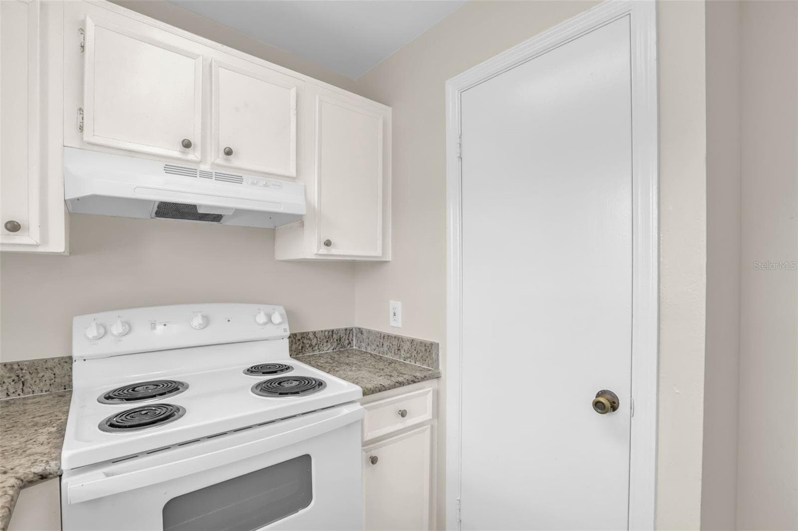 Condominium at 4160 PERSHING POINTE PL #4, ORLANDO, photo 9 of 22