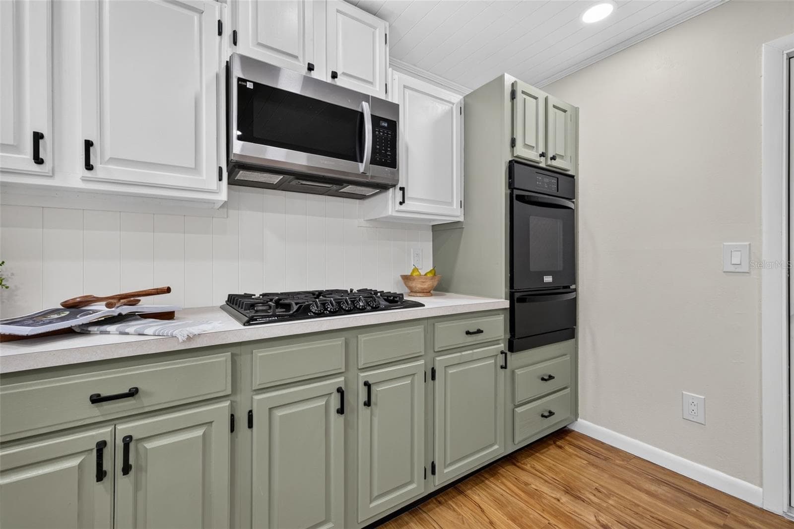 Kitchen - 6170 SUNDOWN DR, ST PETERSBURG