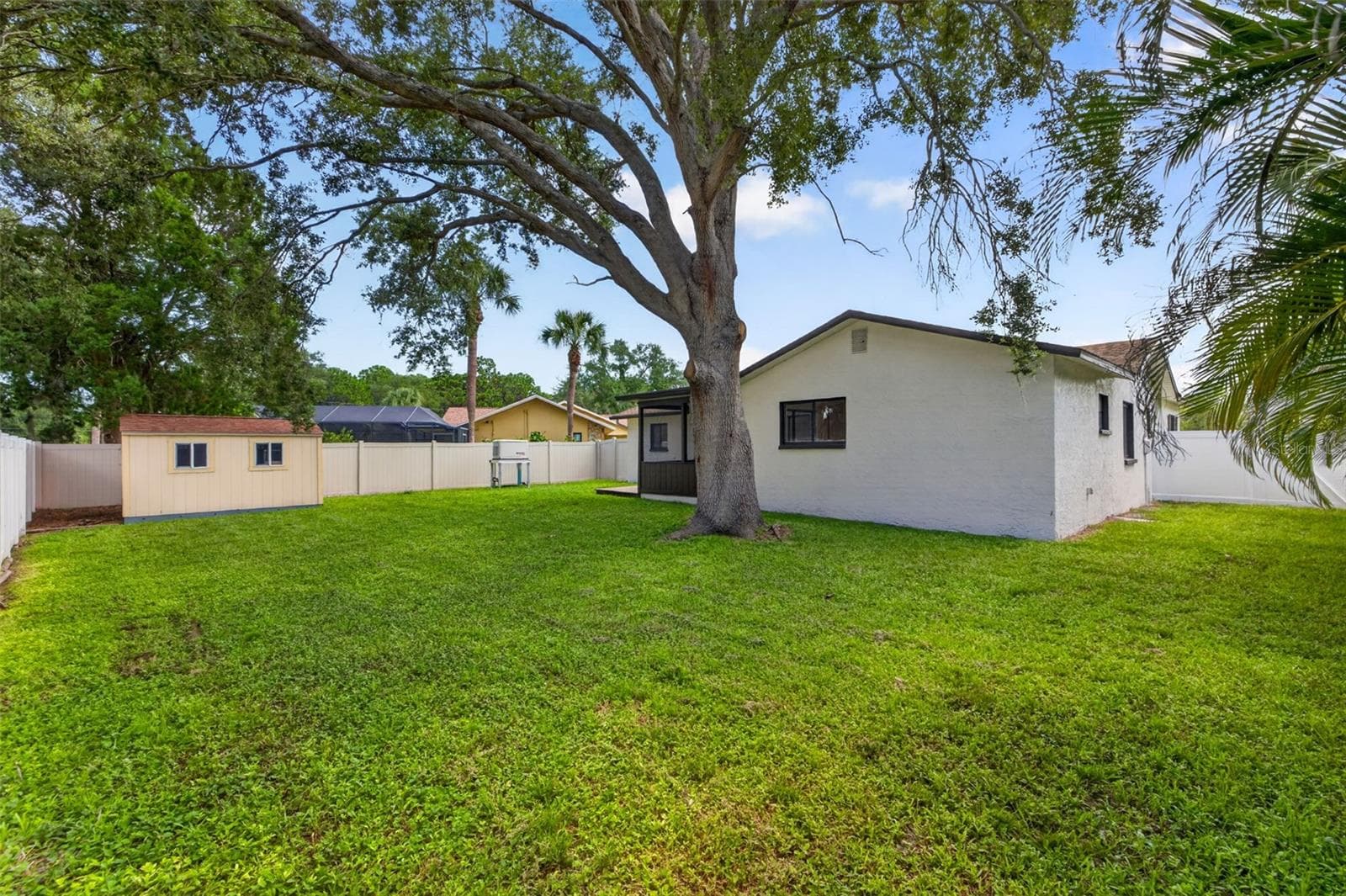 Rear Exterior - 6170 SUNDOWN DR, ST PETERSBURG