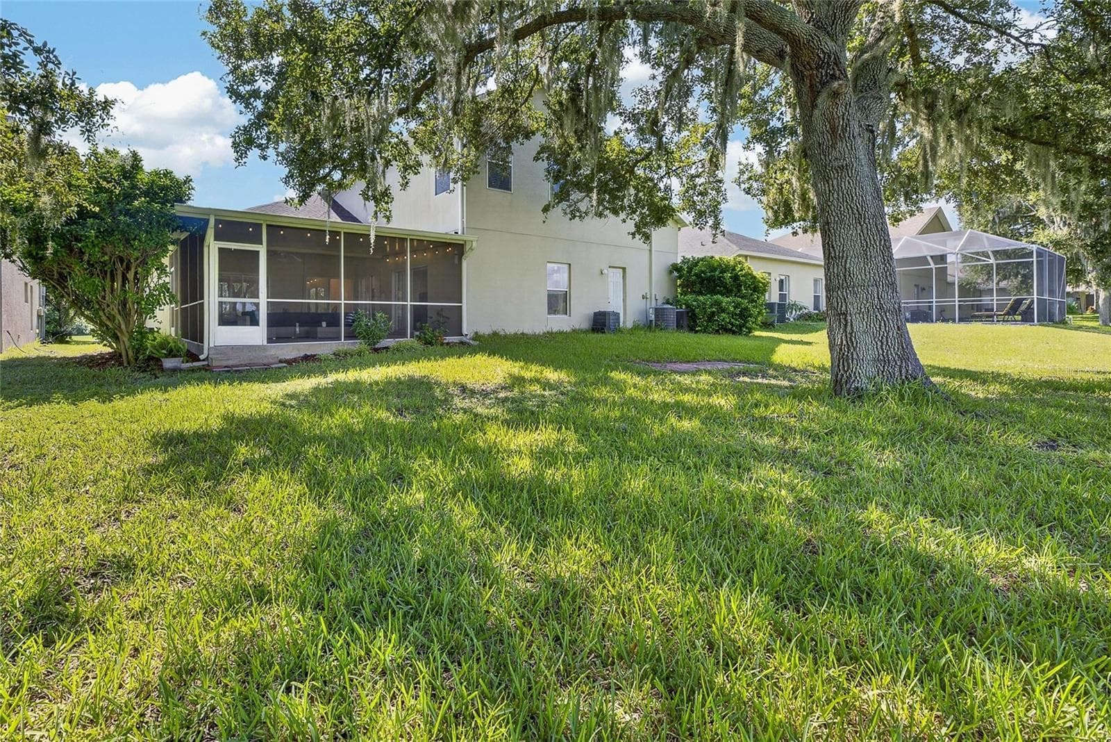 Single Family Residence at 1438 EMERALD HILL WAY, VALRICO, photo 37 of 43