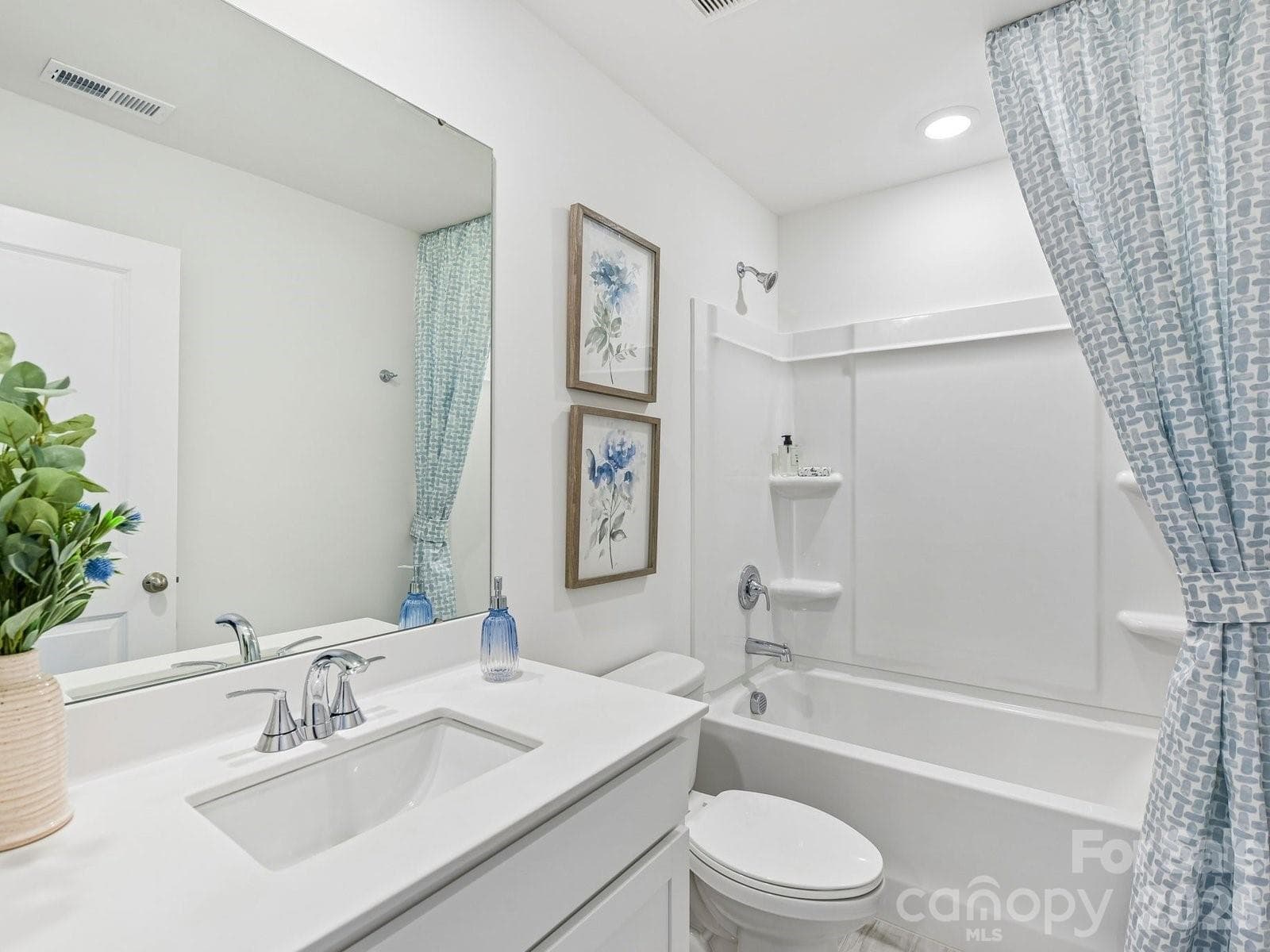 Photo is not of the actual home, but is an inspirational photo of builder’s model home and may depict options, furnishings, and/or decorator features that are not included. - 428 Luna Lane, Shelby