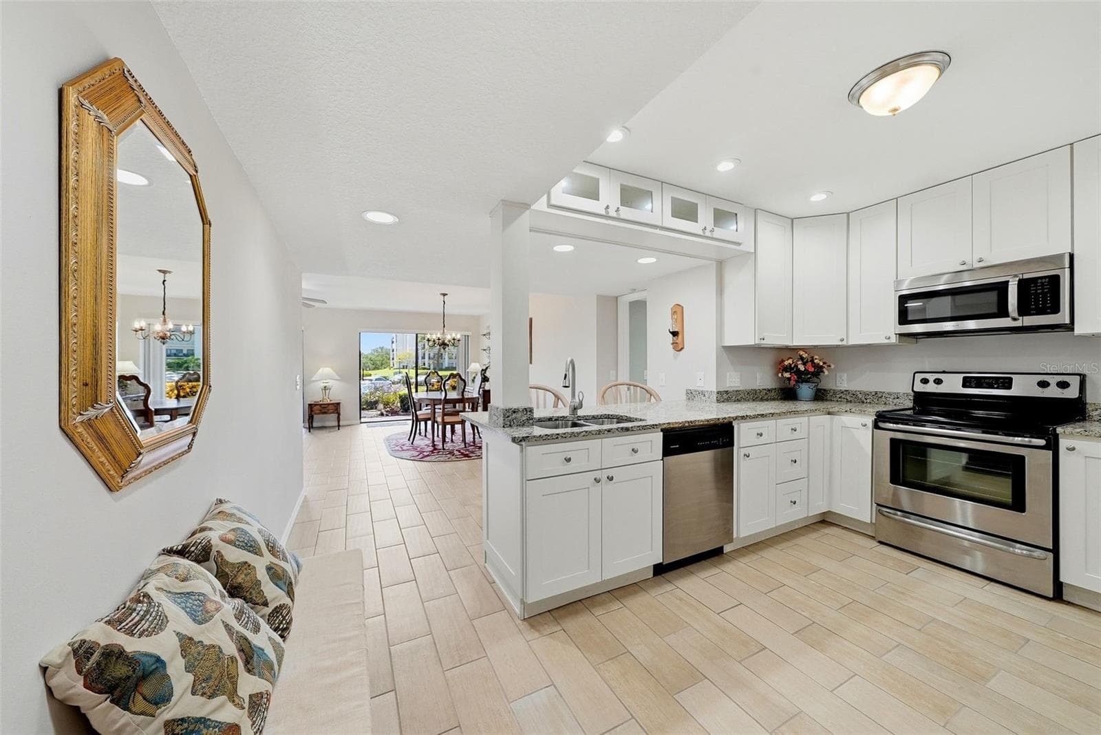Condominium at 301 MARINER DR #301, TARPON SPRINGS, photo 7 of 39