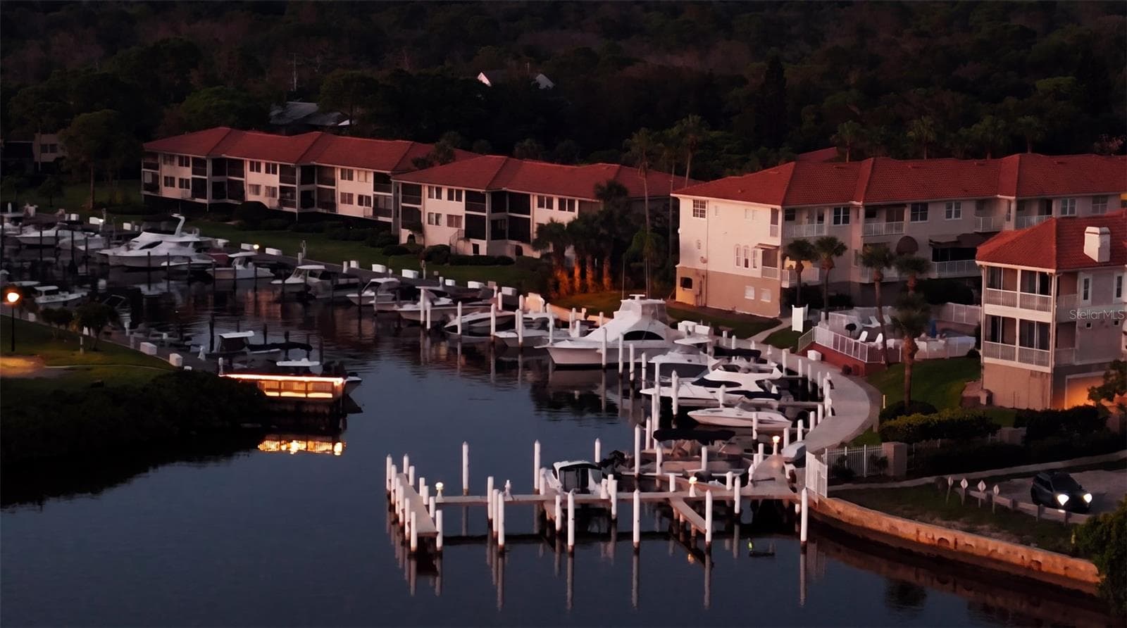 Marina - 301 MARINER DR #301, TARPON SPRINGS