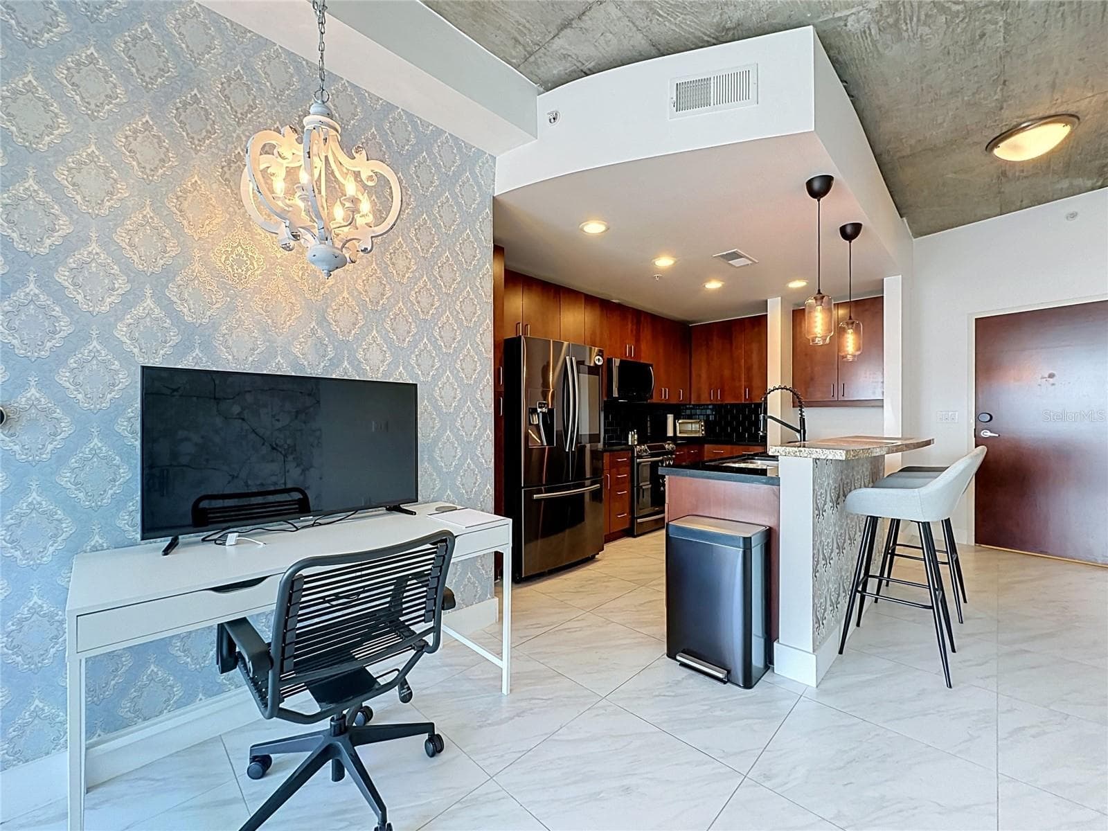 Condominium at 155 S COURT AVE #1810, ORLANDO, photo 24 of 31