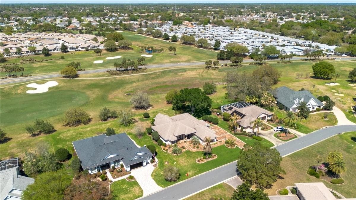 Single Family Residence at 1670 SAINT JAMES CIR, THE VILLAGES, photo 8 of 53