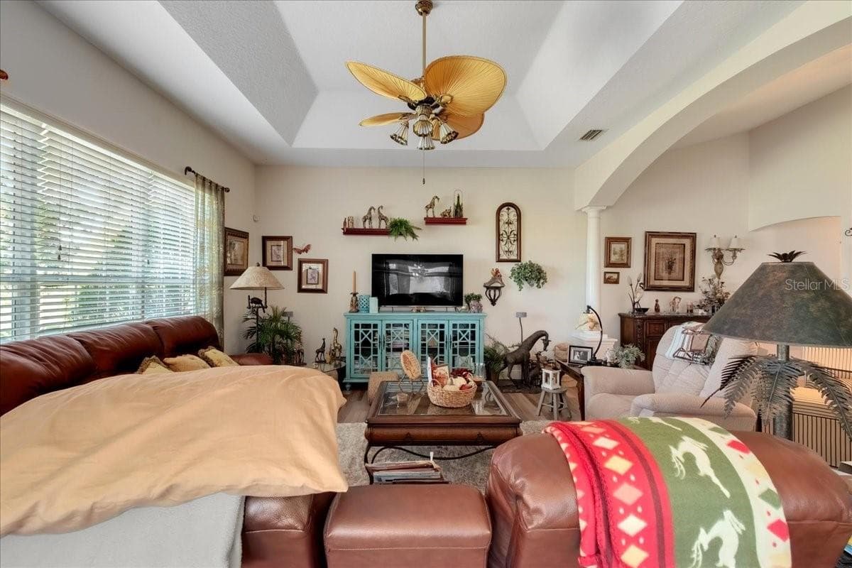 Single Family Residence at 1670 SAINT JAMES CIR, THE VILLAGES, photo 26 of 53