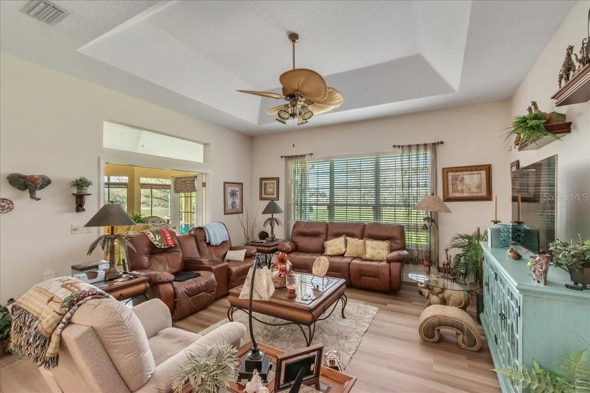 Single Family Residence at 1670 SAINT JAMES CIR, THE VILLAGES, photo 28 of 53