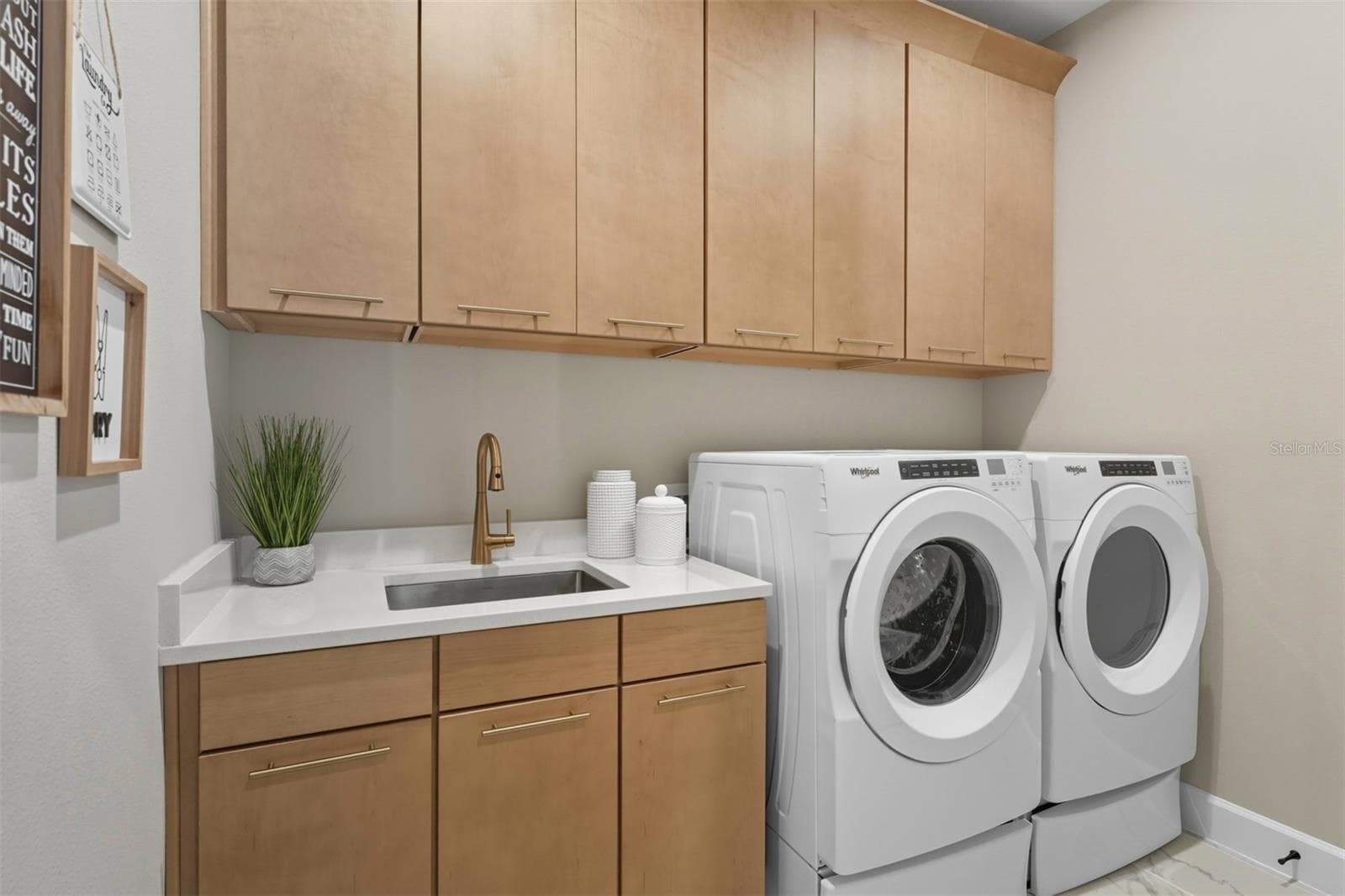 Waterbrooke Dahlia Model Laundry Room - 2787 SWEET ACACIA DR, CLERMONT
