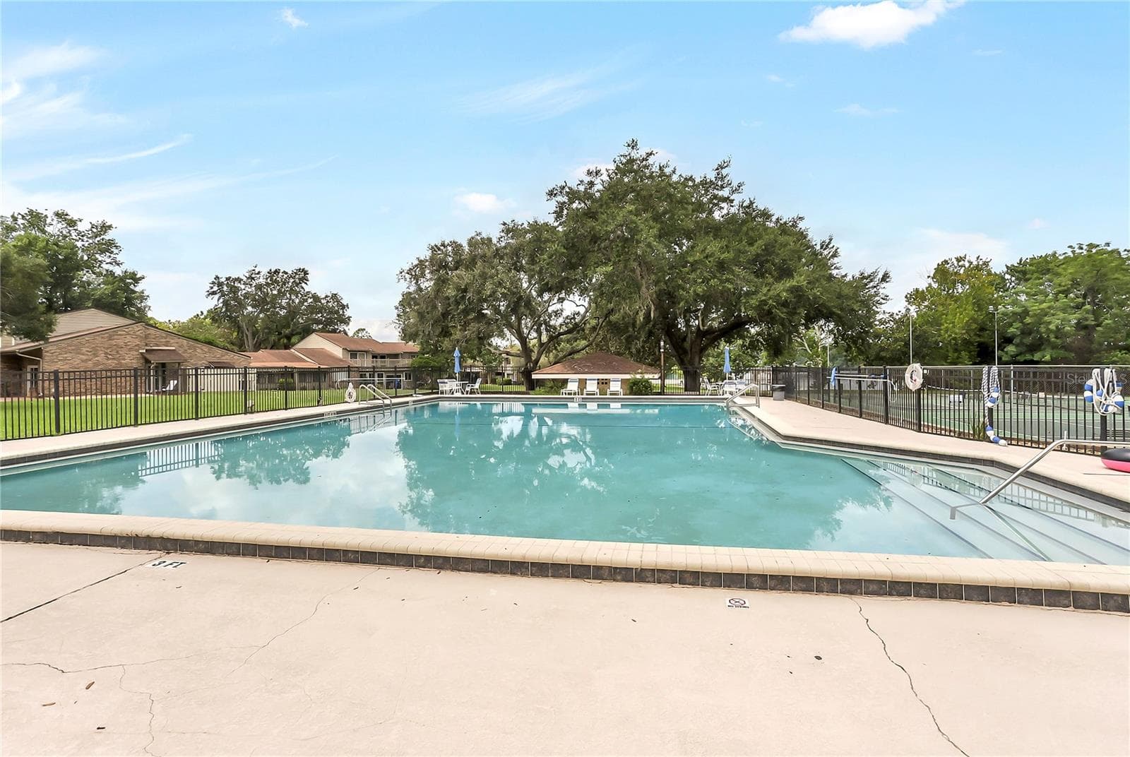 Condominium at 605 CHESTNUT OAK CIR #107, ALTAMONTE SPRINGS, photo 30 of 40