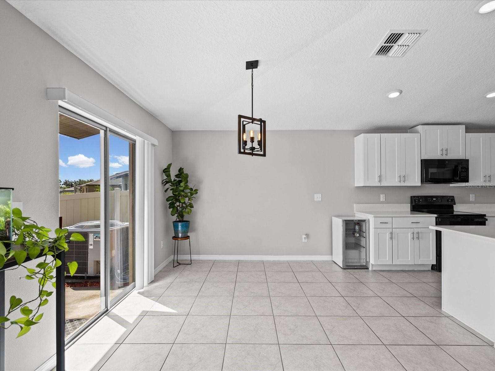 Single Family Residence at 15416 WICKED STRONG ST, RUSKIN, photo 10 of 64